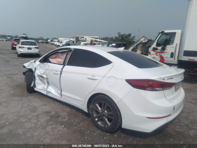 Hyundai ELANTRA SE 2017 5NPD84LF1HH121247 Image 3