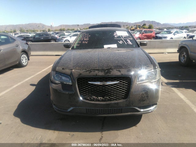 2C3CCAAG3KH555985 Chrysler 300 Touring