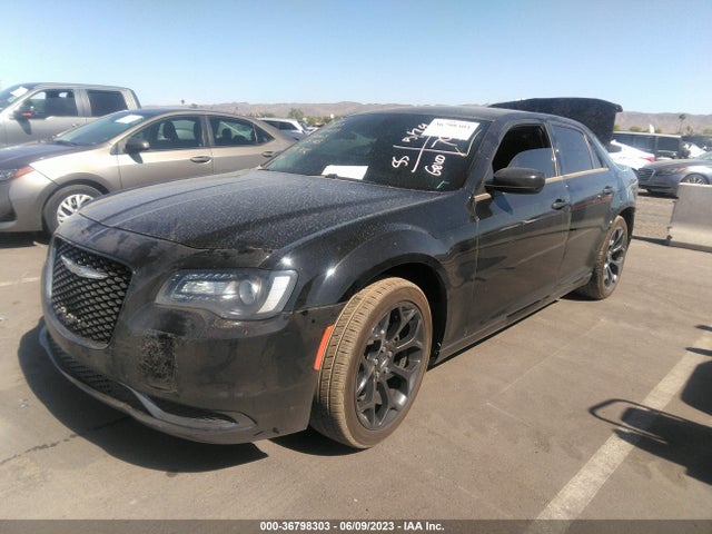 2C3CCAAG3KH555985 Chrysler 300 Touring
