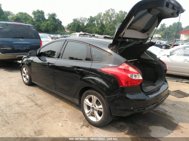 Ford FOCUS SE 2014 1FADP3K26EL369969 Image 3