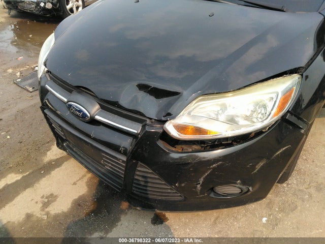 Ford FOCUS SE 2014 1FADP3K26EL369969 Image 6