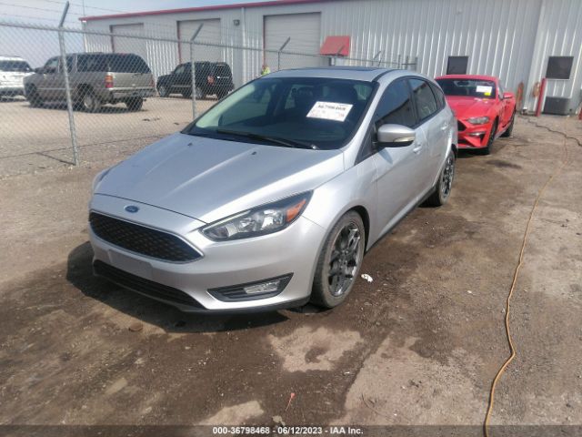 1FADP3K22FL330250 Ford FOCUS SE