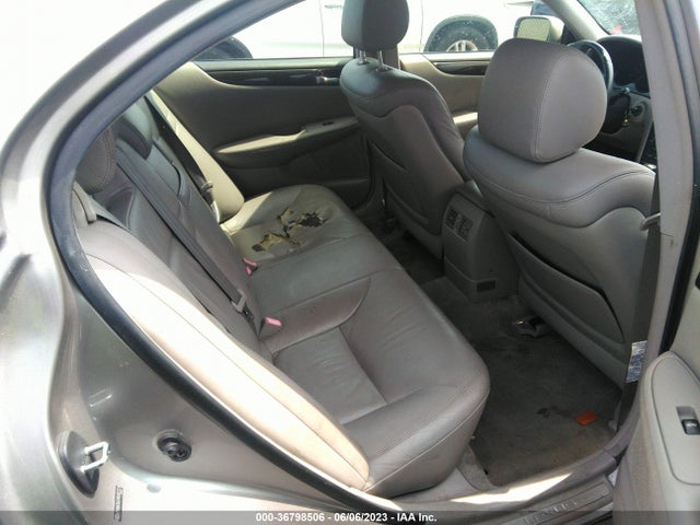 2004 LEXUS ES 330 VIN: JTHBA30G745042127