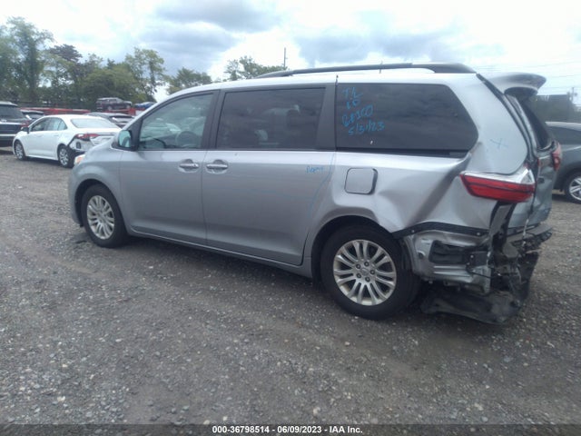 2017 TOYOTA SIENNA XLE AUTO ACCESS VIN: 5TDYZ3DC6HS806447