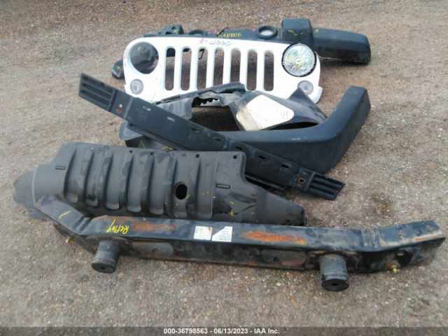 1C4BJWDG4JL938633 Jeep Wrangler Jk Unlimited Sport S