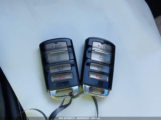 KNALN4D73E5128897 KIA Cadenza Premium