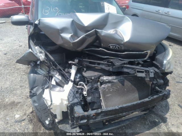KNDJN2A22F7227580 KIA Soul Base