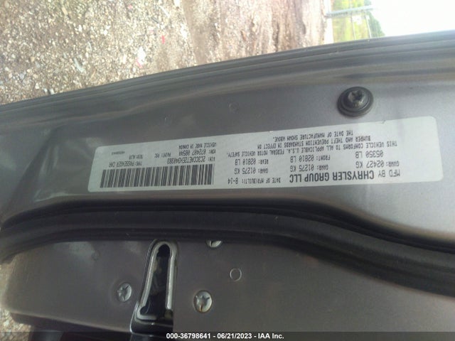 2C3CCAET2EH340383 Chrysler 300 300c
