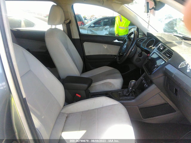 3VV3B7AX5JM211867 Volkswagen Tiguan Sel/se