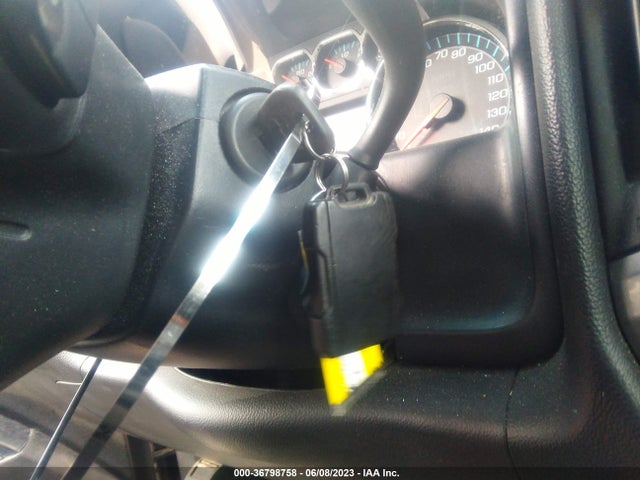 2015 CHEVROLET SILVERADO 1500 LT VIN: 1GCVKREC9FZ379141