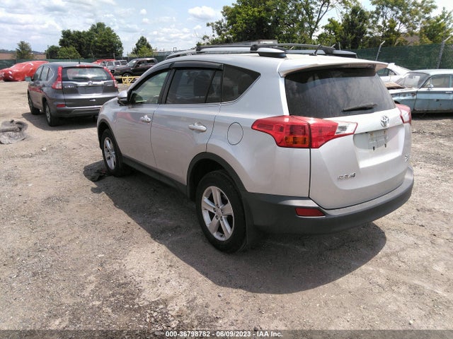 2013 TOYOTA RAV4 XLE VIN: JTMRFREV2DD010848