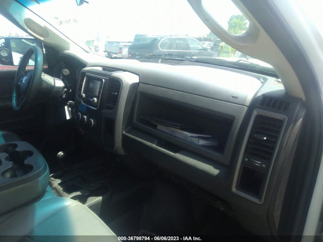 3C6UR5HJ9JG279177 RAM 2500 Tradesman