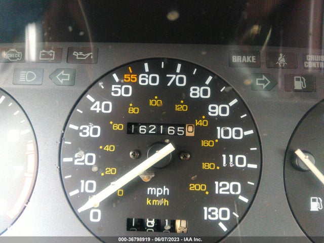 1989 HONDA ACCORD LXI VIN: 1HGCA5645KA025668