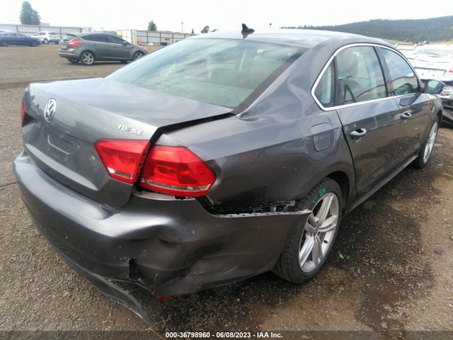 1VWBV7A30FC059341 Volkswagen Passat 2.0l Tdi Se W/sunroof