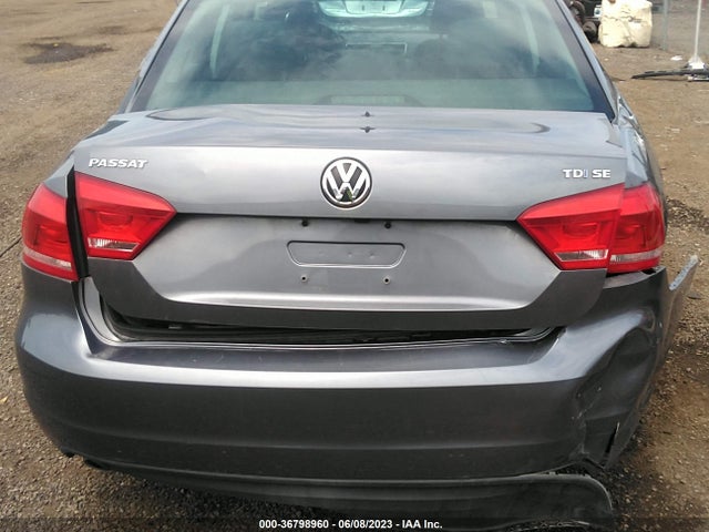 1VWBV7A30FC059341 Volkswagen Passat 2.0l Tdi Se W/sunroof