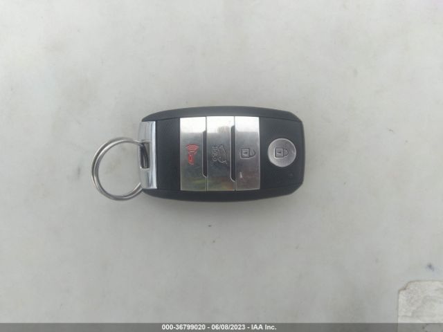 KNDCE3LC3K5239361 KIA NIRO EX