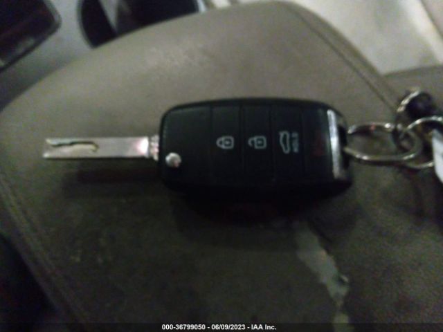 5XXGT4L30GG077284 KIA Optima Lx