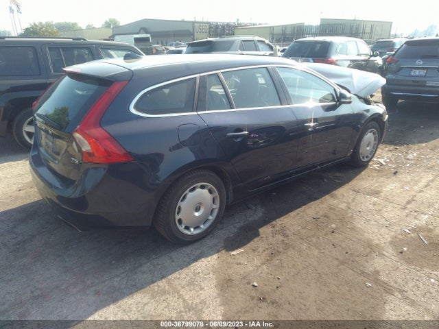 2015 VOLVO V60 T5 DRIVE-E PLATINUM VIN: YV140MED1F1189873