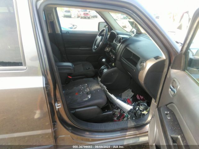 1C4NJPBB9GD547426 Jeep Patriot Sport