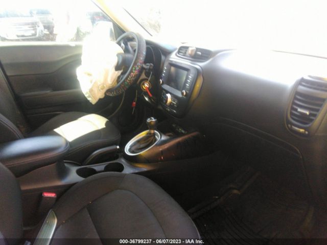 KIA SOUL + 2019 KNDJP3A53K7637969 Image 6