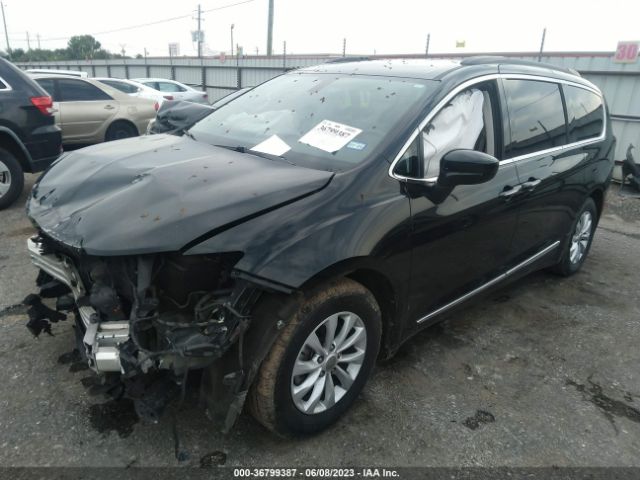 Chrysler Pacifica Touring-l 2017 2C4RC1BG7HR702610 Image 2