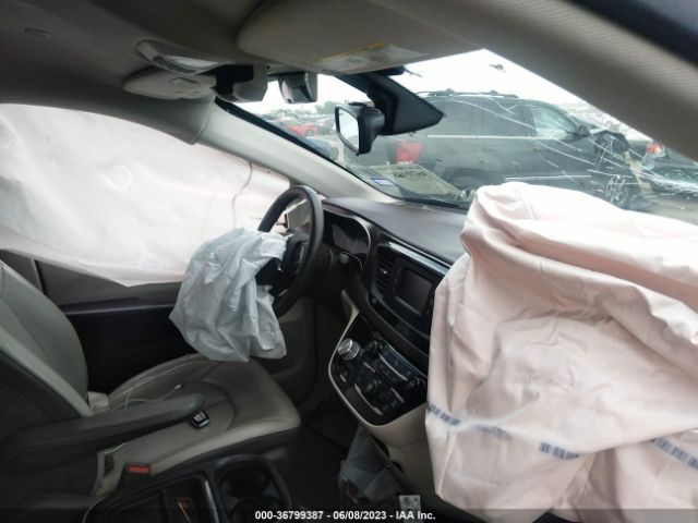Chrysler Pacifica Touring-l 2017 2C4RC1BG7HR702610 Image 5
