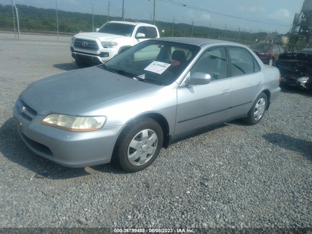 2000 HONDA ACCORD SDN LX VIN: 1HGCG5546YA134150