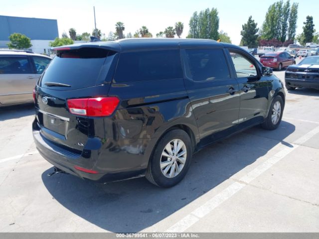 KNDMB5C13G6102333 KIA SEDONA LX