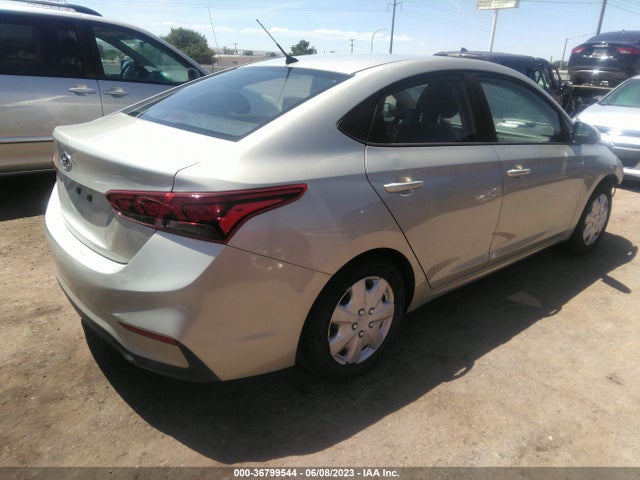 Hyundai ACCENT SE 2018 3KPC24A31JE012528 Image 4