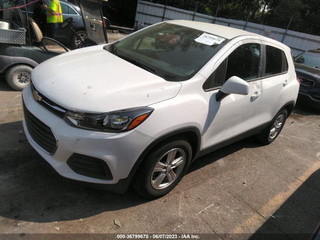 Chevrolet TRAX LS 2020 KL7CJKSB6LB317890 Image 2