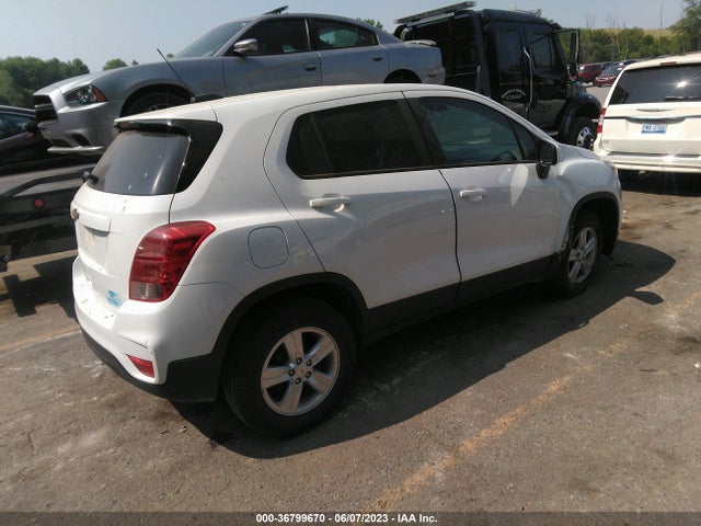 Chevrolet TRAX LS 2020 KL7CJKSB6LB317890 Image 4