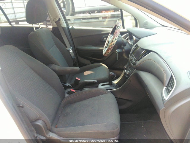 Chevrolet TRAX LS 2020 KL7CJKSB6LB317890 Image 5