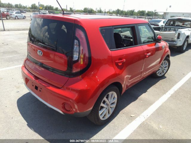 KNDJP3A56J7618864 KIA SOUL +