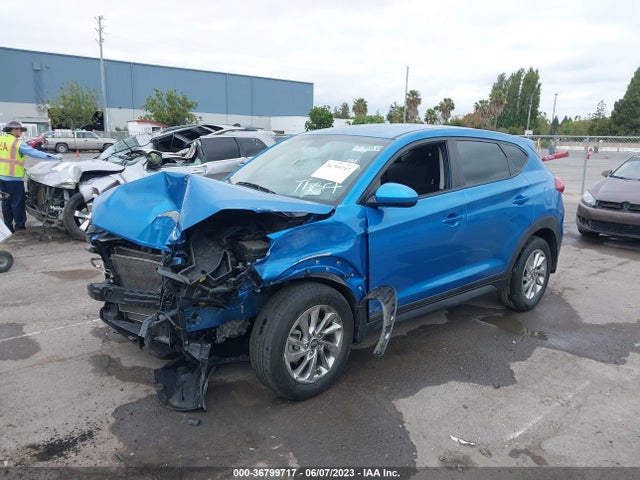 Hyundai TUCSON SE 2018 KM8J23A41JU701184 Image 2