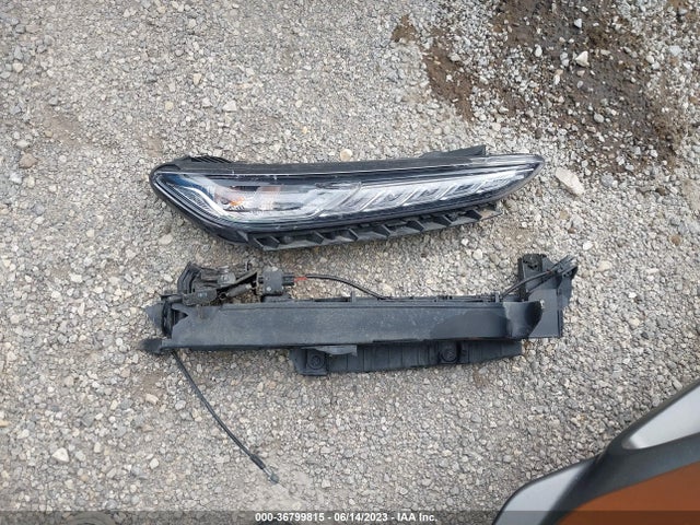 Hyundai Kona Sel 2018 KM8K22AA3JU143066 Image 3