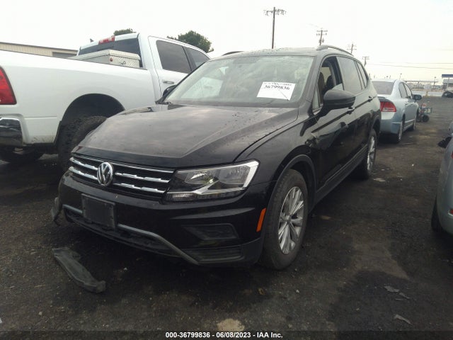 3VV1B7AX2KM195877 Volkswagen TIGUAN S