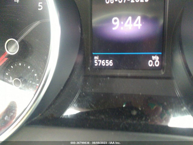 3VV1B7AX2KM195877 Volkswagen TIGUAN S
