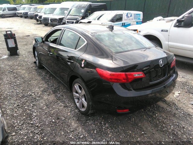 19VDE1F3XEE002310 Acura ILX