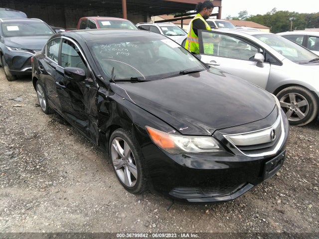 19VDE1F3XEE002310 Acura ILX