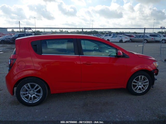 Chevrolet SONIC LT 2015 1G1JC6SH8F4141362 Image 14