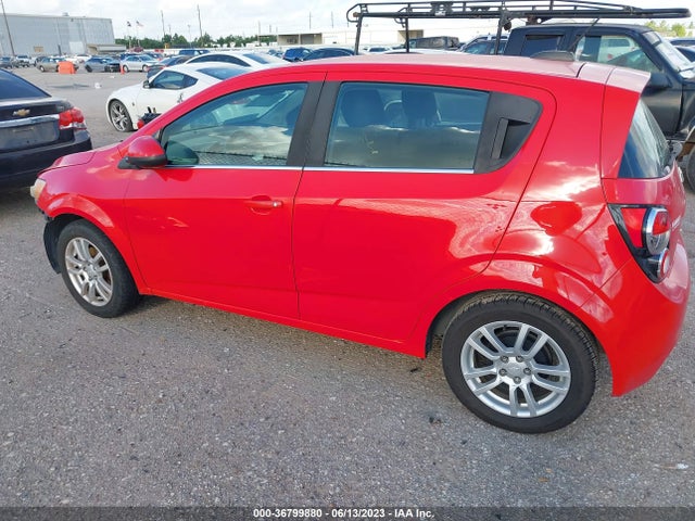 Chevrolet SONIC LT 2015 1G1JC6SH8F4141362 Image 15