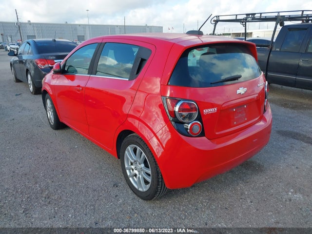 Chevrolet SONIC LT 2015 1G1JC6SH8F4141362 Image 3