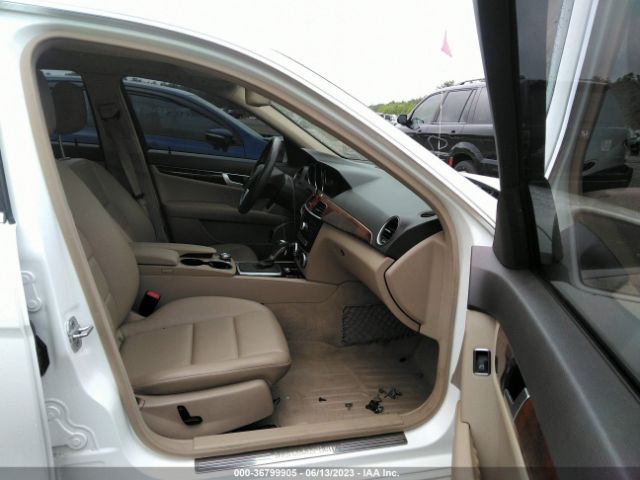 WDDGF8ABXER306238 Mercedes-Benz C-class C 300