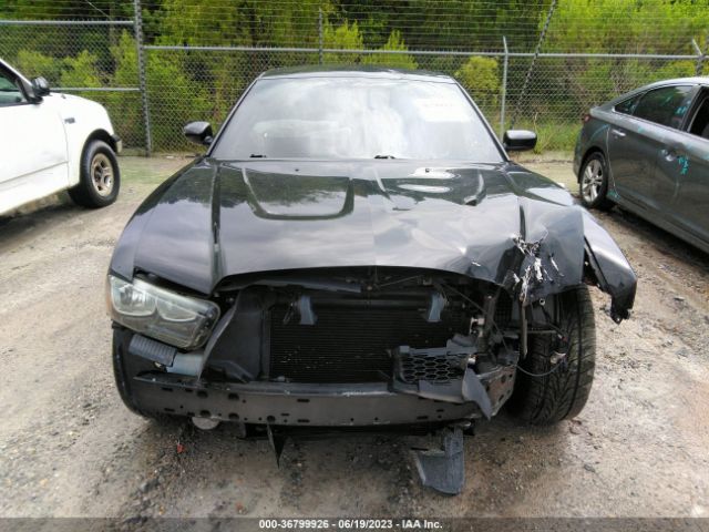 2C3CDXHGXEH212410 Dodge Charger Sxt