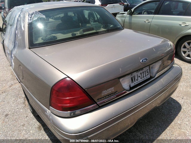 2002 FORD CROWN VICTORIA LX VIN: 2FAFP74W02X103071
