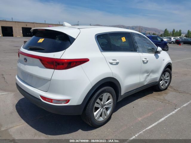 KNDPMCACXH7152335 KIA Sportage Lx