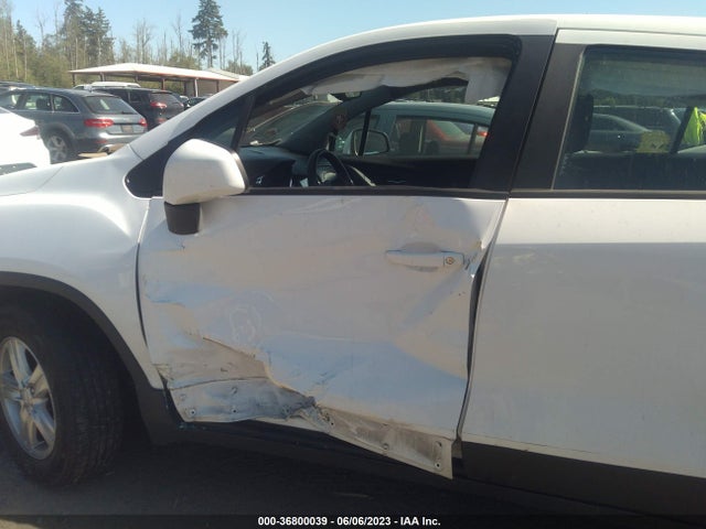 Chevrolet TRAX LS 2017 3GNCJNSB8HL200815 Image 7