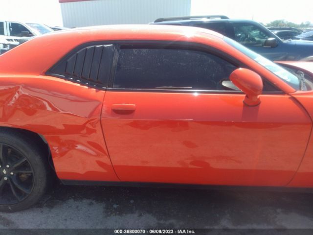 2C3CDZAG2JH131658 Dodge Challenger Sxt