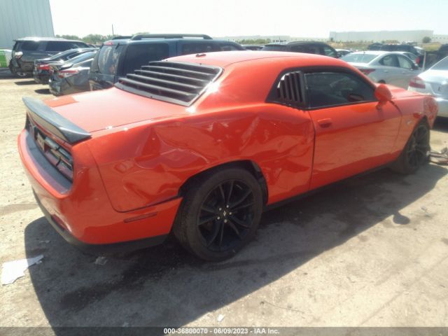 2C3CDZAG2JH131658 Dodge Challenger Sxt