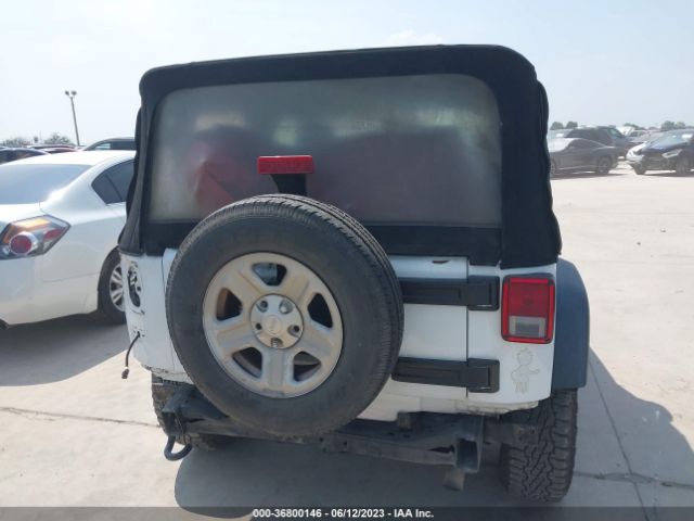 1C4AJWAG4GL122790 Jeep Wrangler Sport